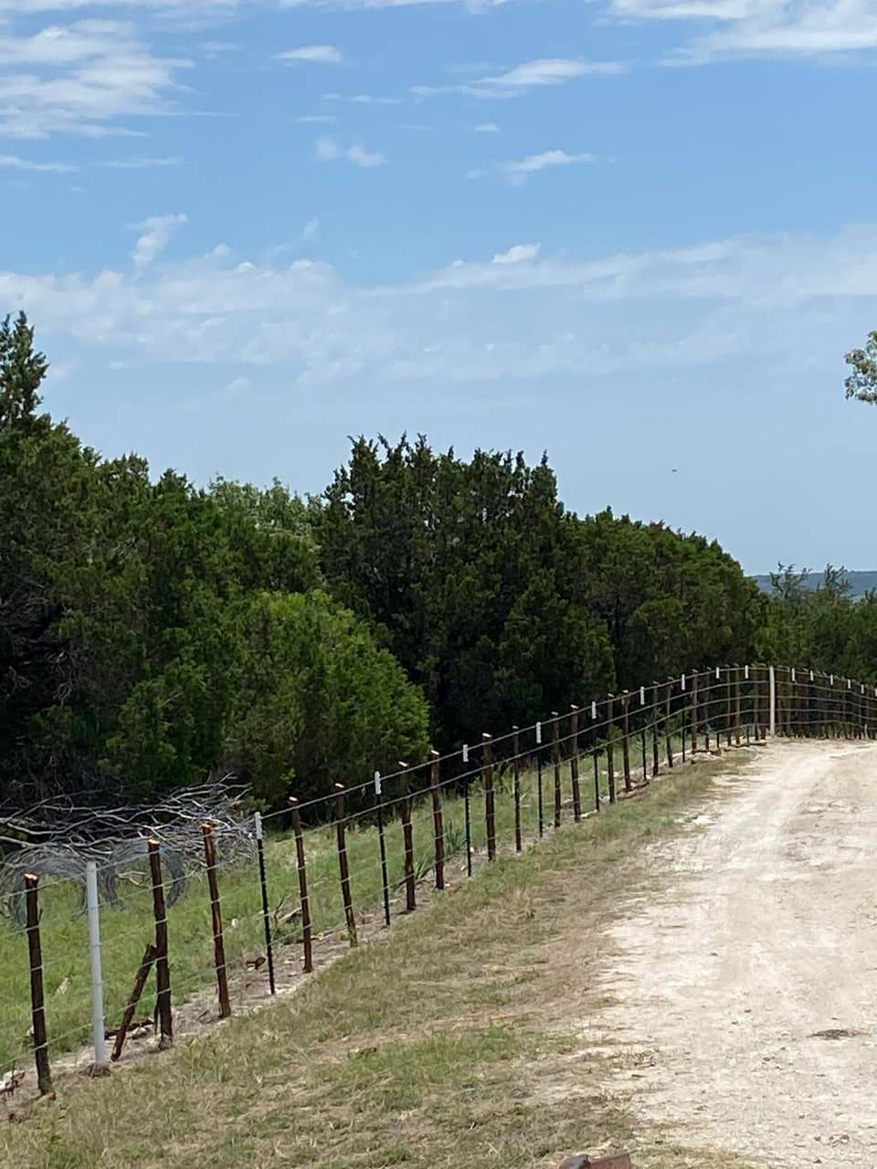 Barbed Wire Fence Installation example project in Central Texas