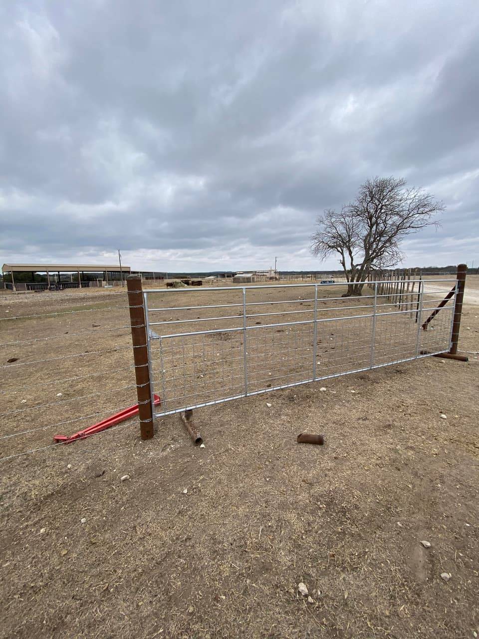 Pipe Fence & Ranch Entrances example — Welded pipe entrance gate & pens, Hico area